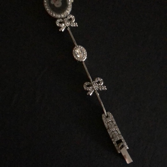 Disney Parks Minnie Mouse Watch - Picture 3 of 4